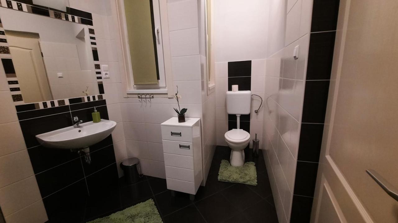 City Life Apartment Debrecen Buitenkant foto