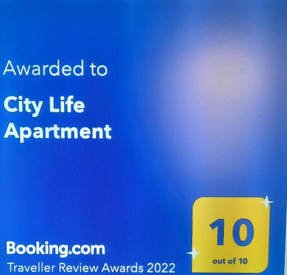 City Life Apartment Debrecen Buitenkant foto